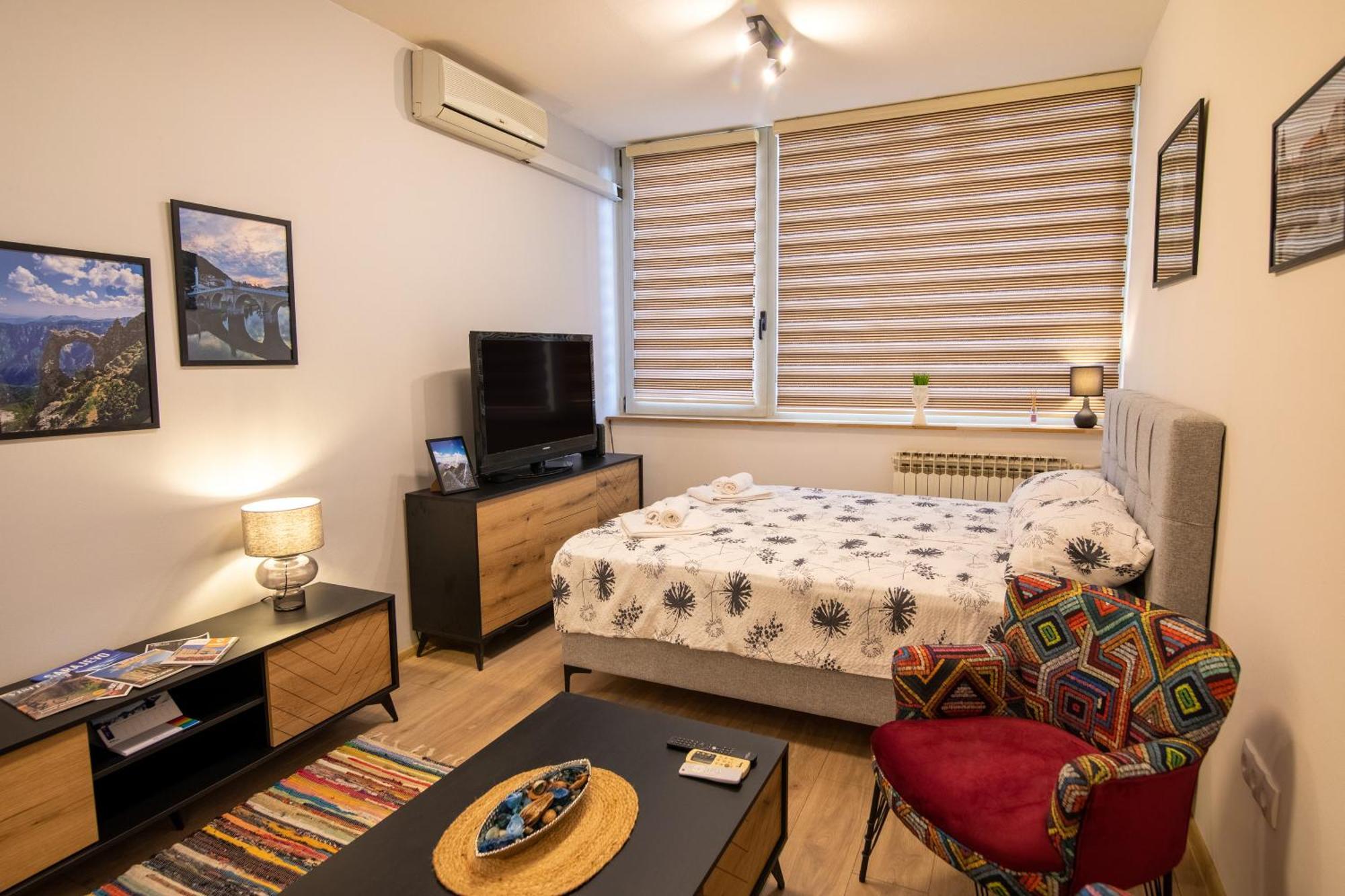 Velvet Apartment